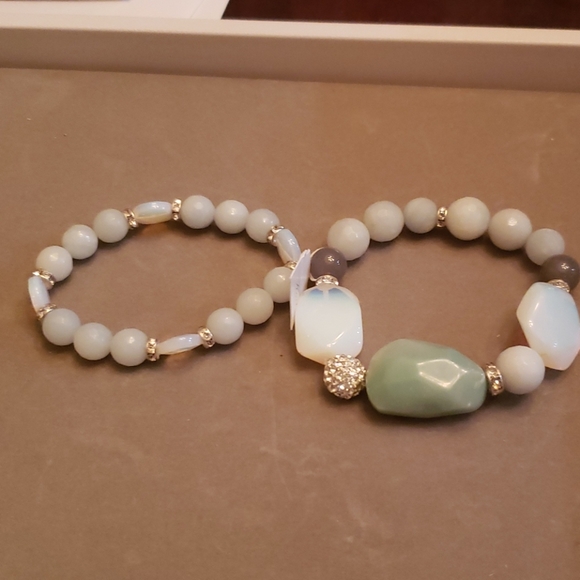 Polynesia - Picture 2 of 2